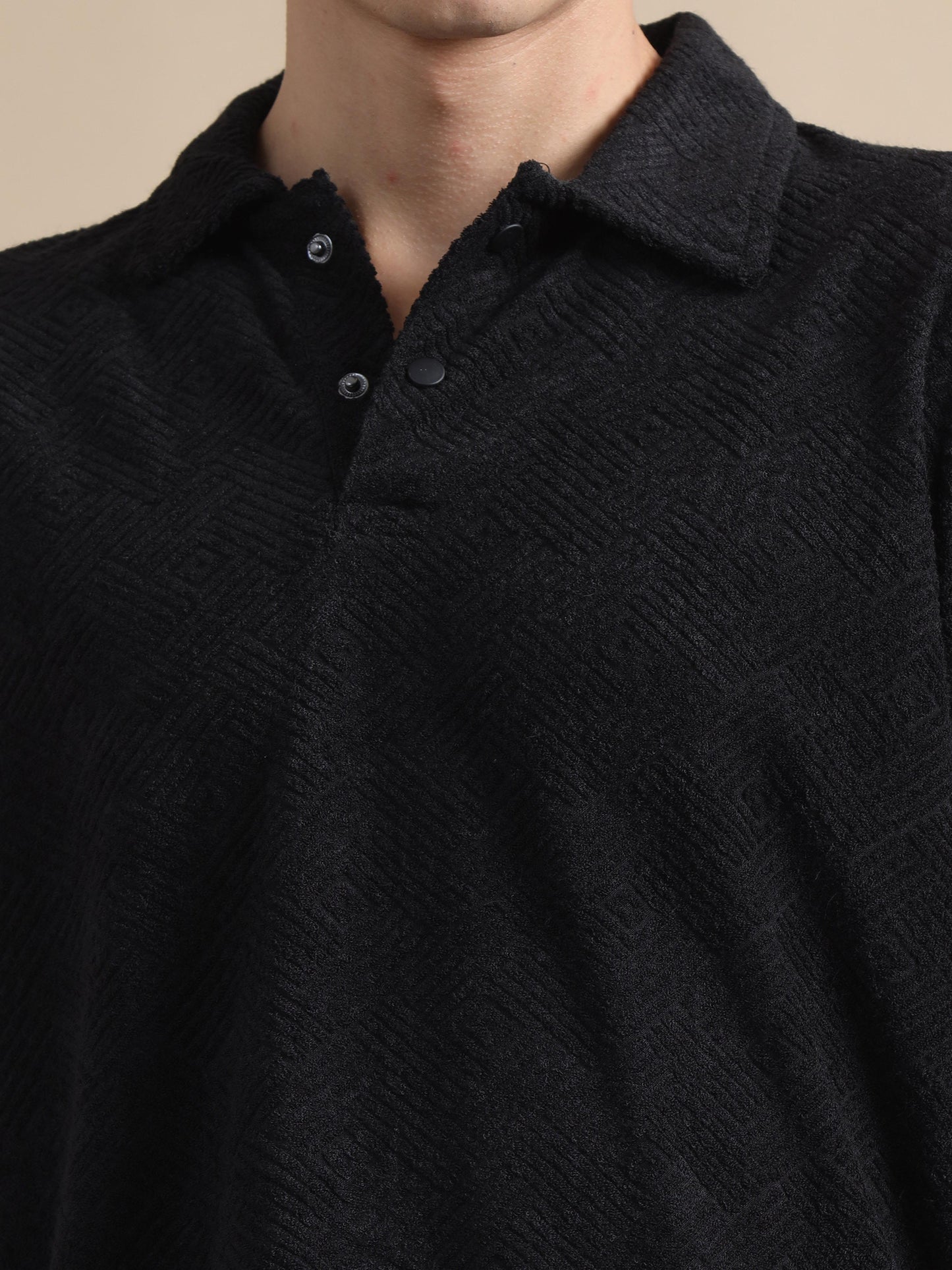 Threaded Touch Geometrical Black Polo T-shirt for Men