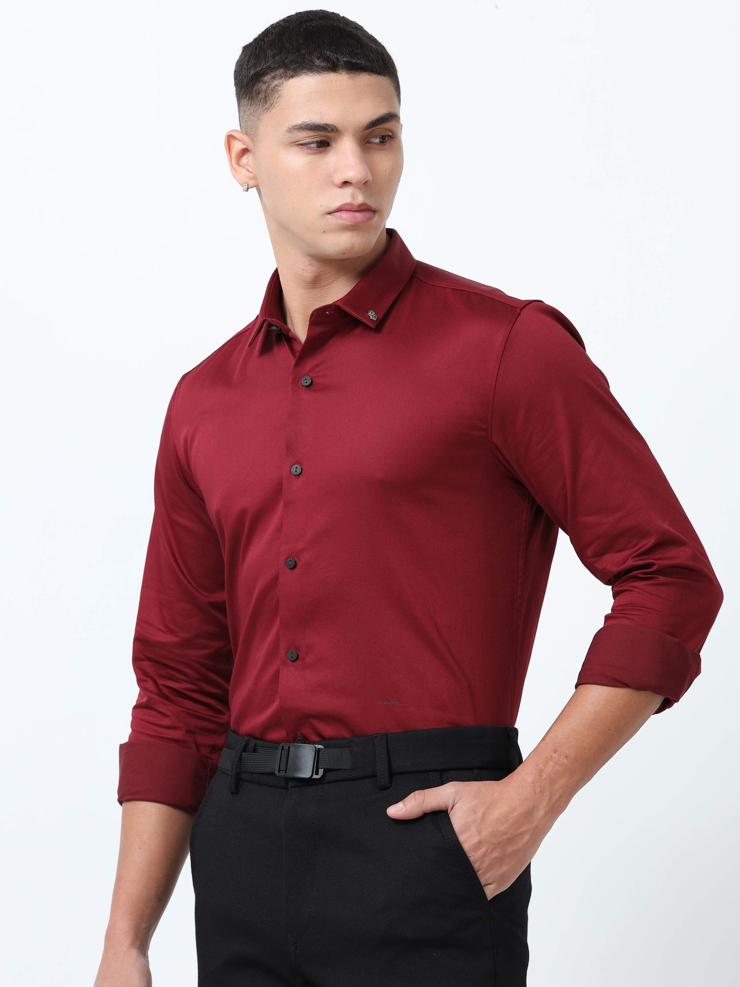 Falu Red solid shirts for Men