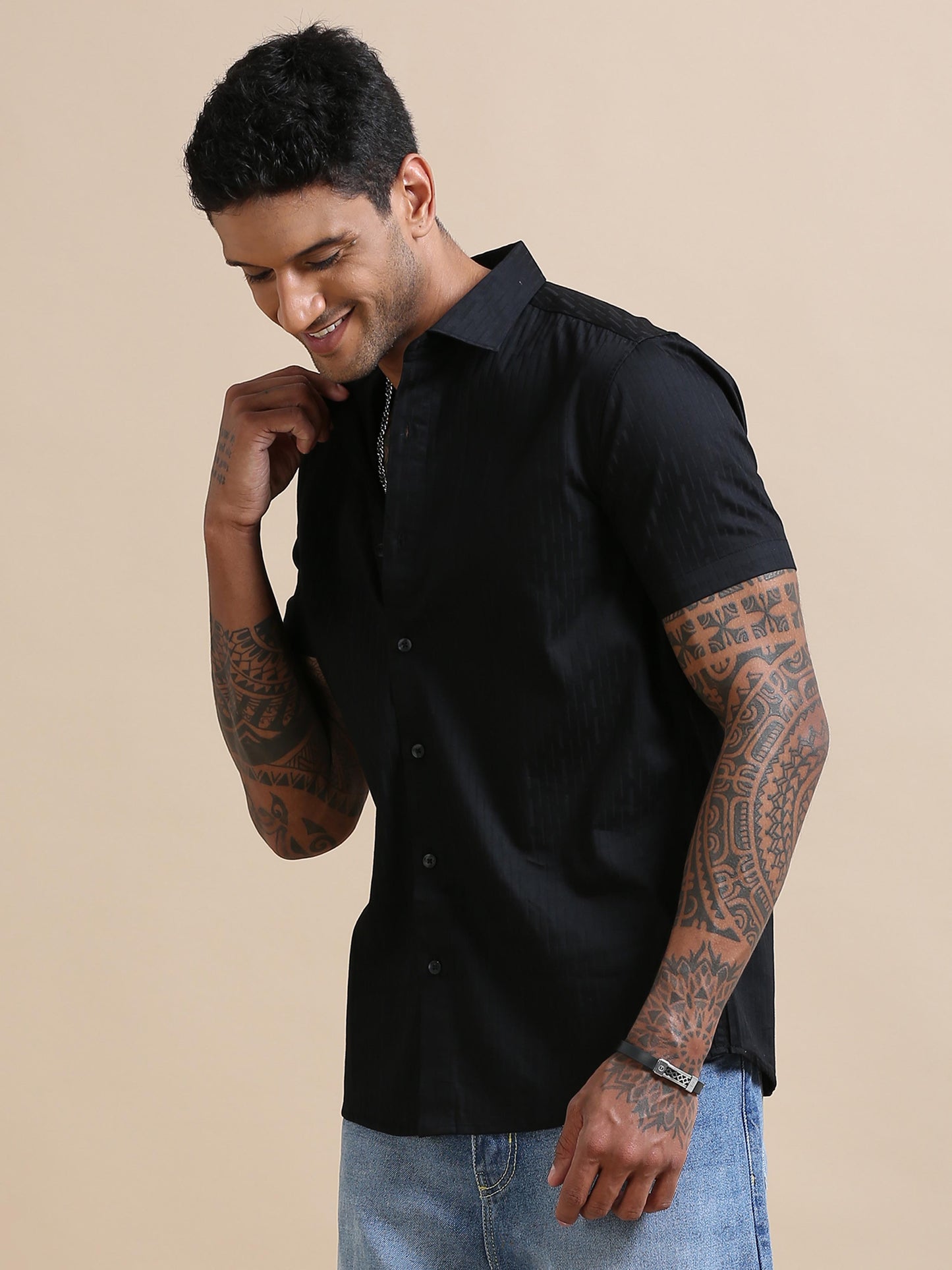 Pure basic Black Solid Shirt For Men