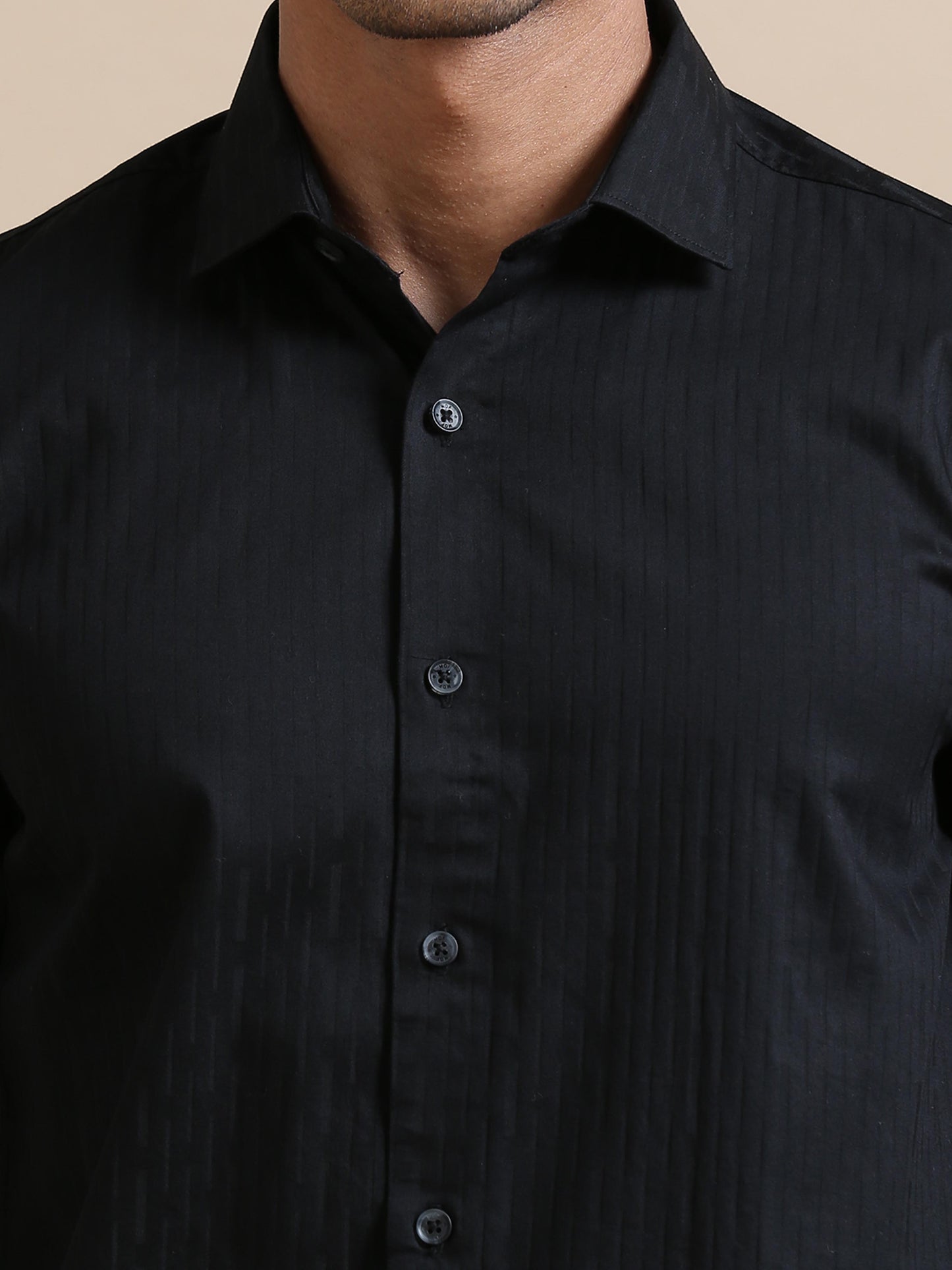 Pure basic Black Solid Shirt For Men