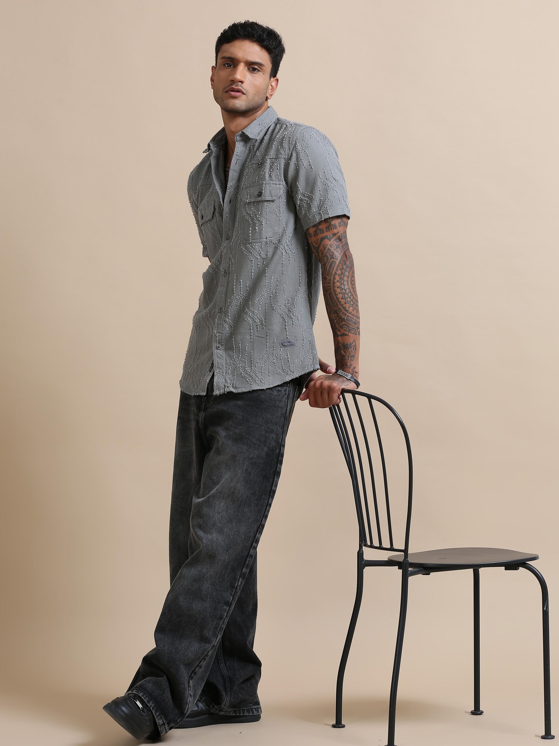  Denimverve Medium Light Solid Grey Shirt For Men