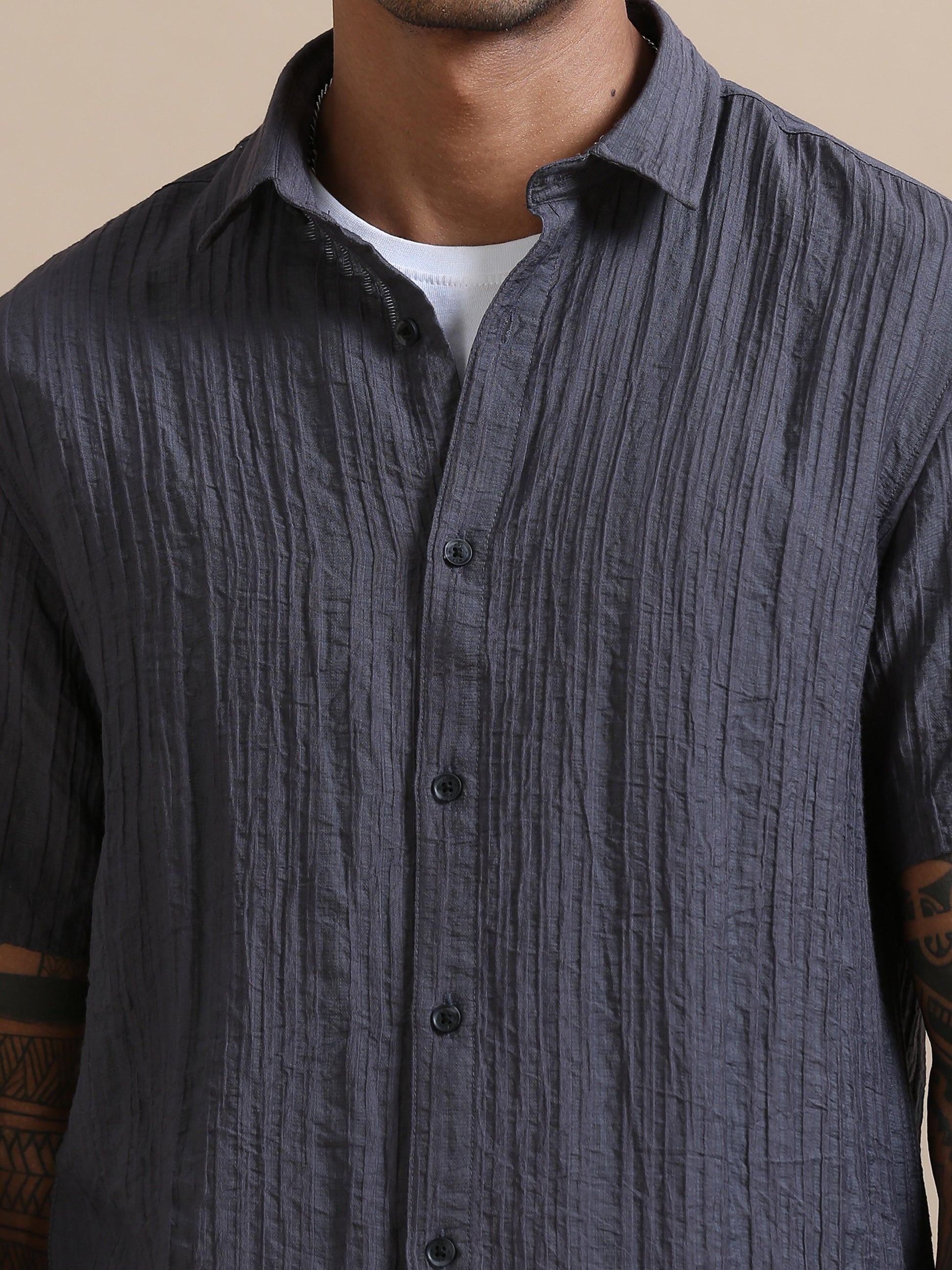 Ripple Ridge Dark Grey Solid Shirt For Men 