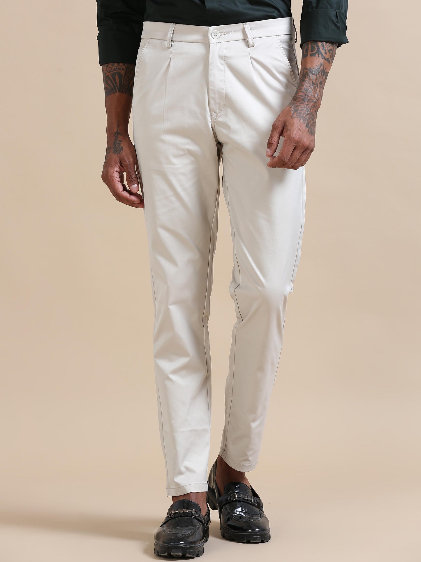 Tuck Fit Cream Trouser