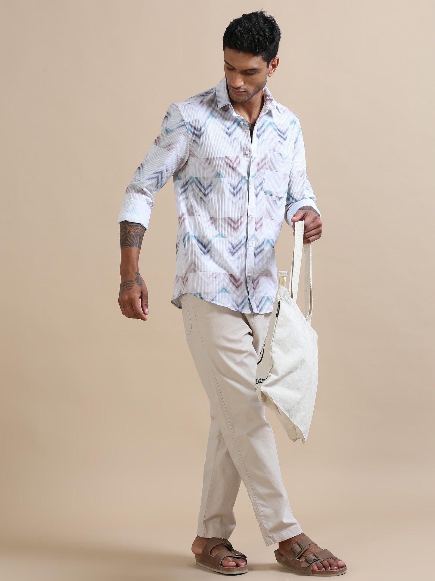 Zigzag Off White Textured Print Shirt for Men