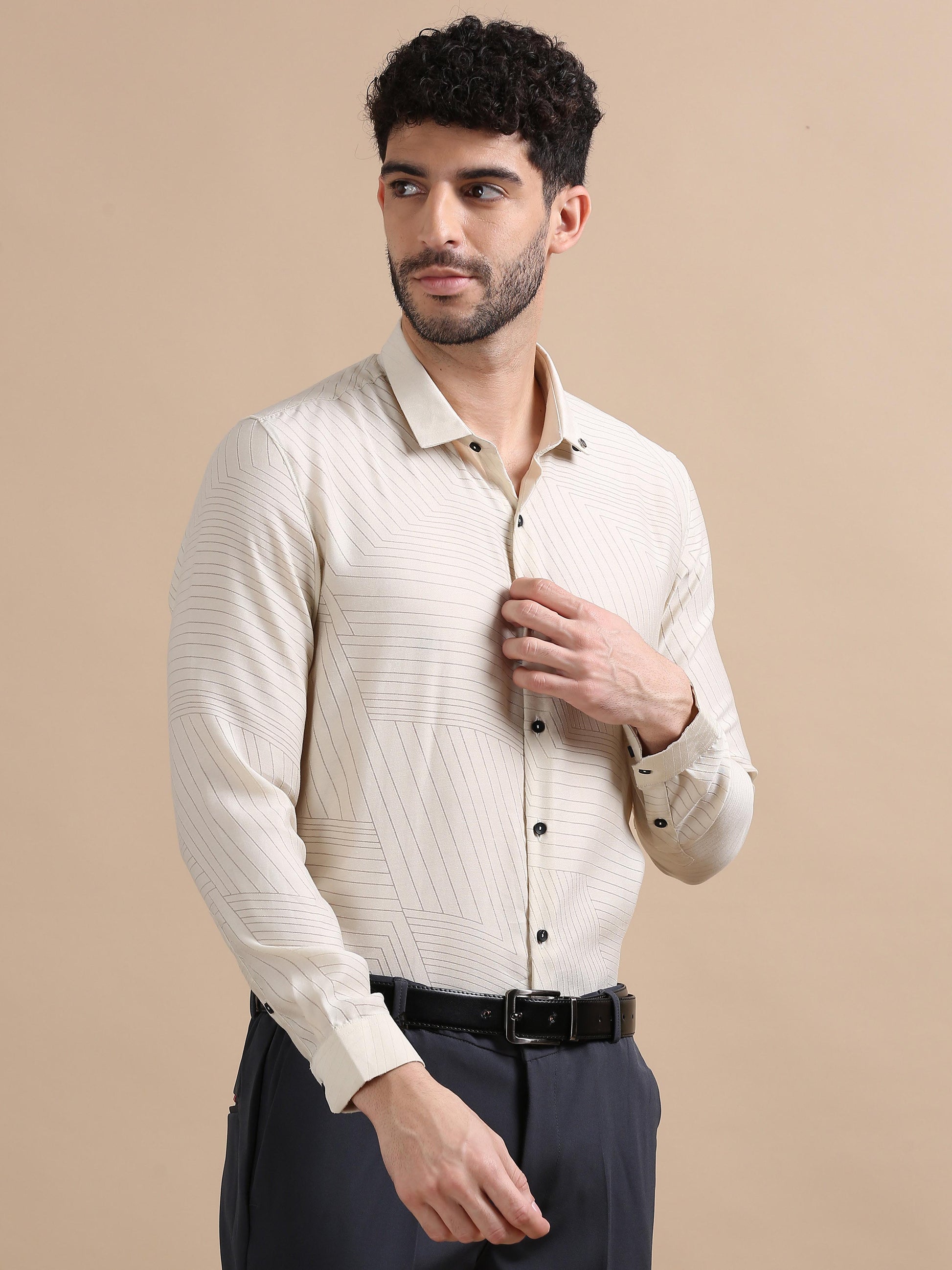 Luxurica Cream Asymmetrical Line Long Sleeves Shirt for Men