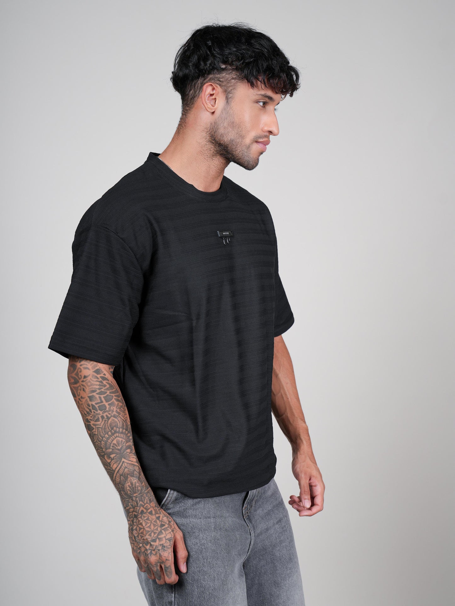 Men’s  Black  Oversize Round Neck T shirt
