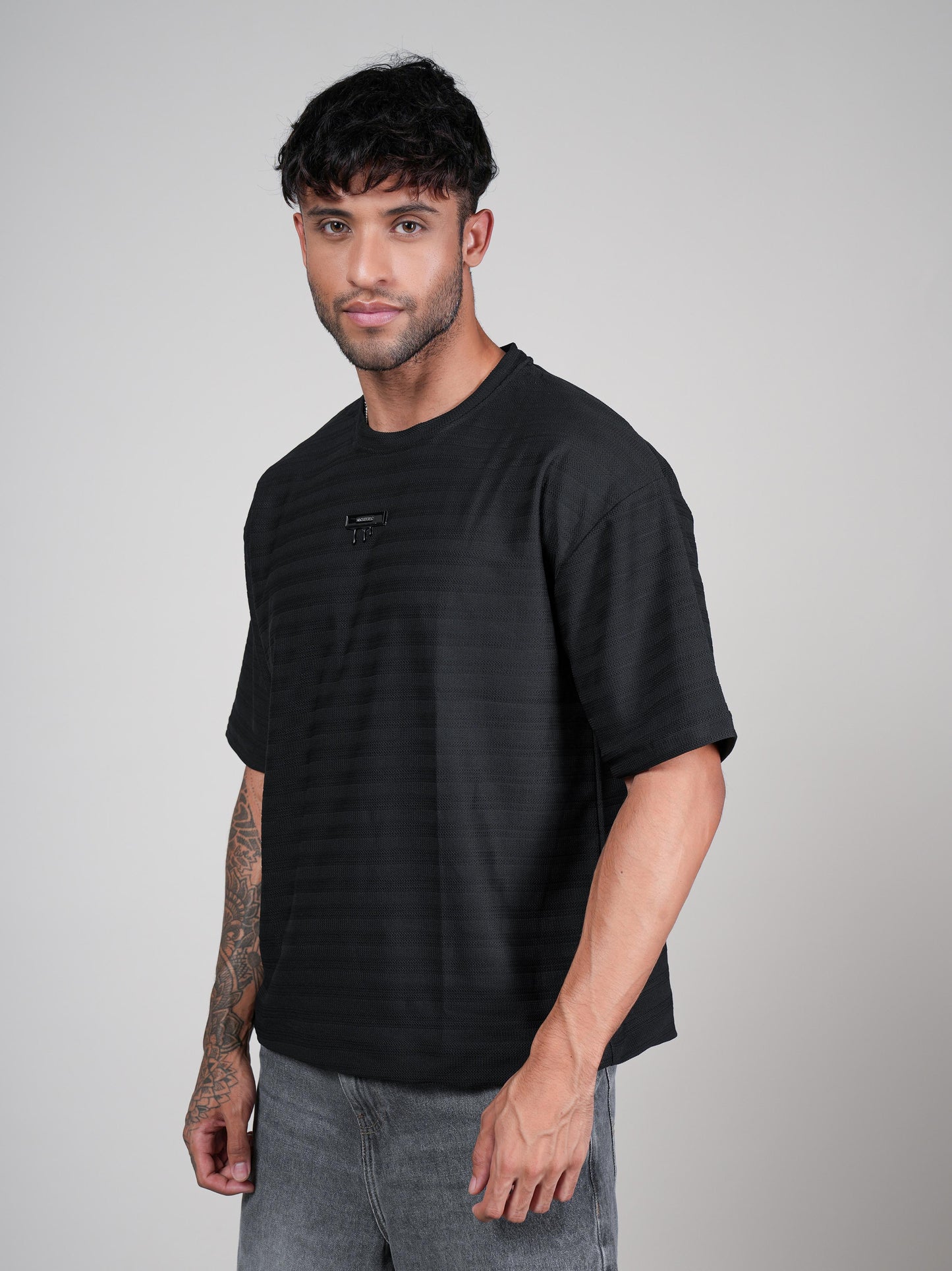 Men’s  Black  Oversize Round Neck T shirt