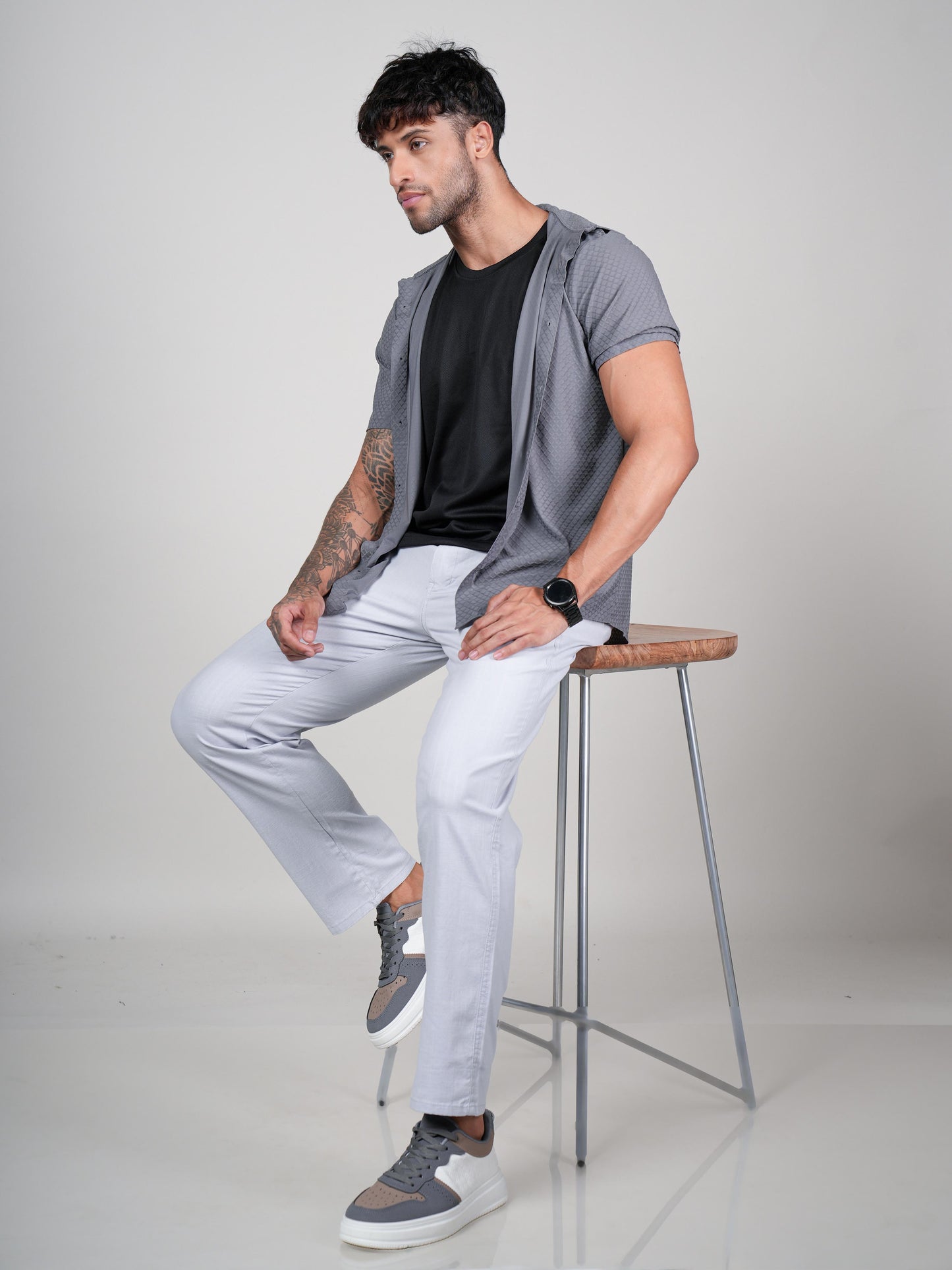 Men’s Grey Textured Short Sleeve Casual Shirt