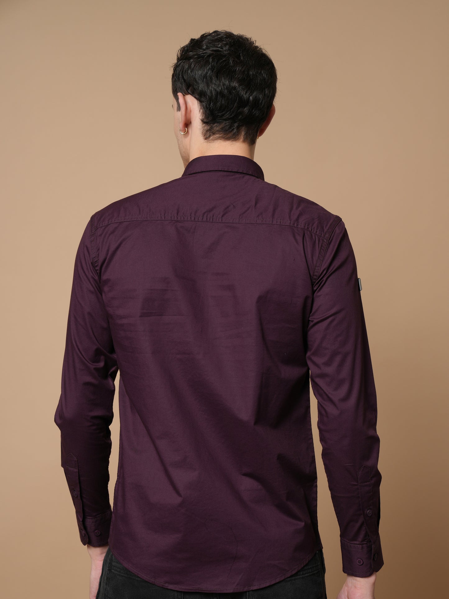 Men’s Wine Solid Utility Casual Shirt with Dual Pockets
