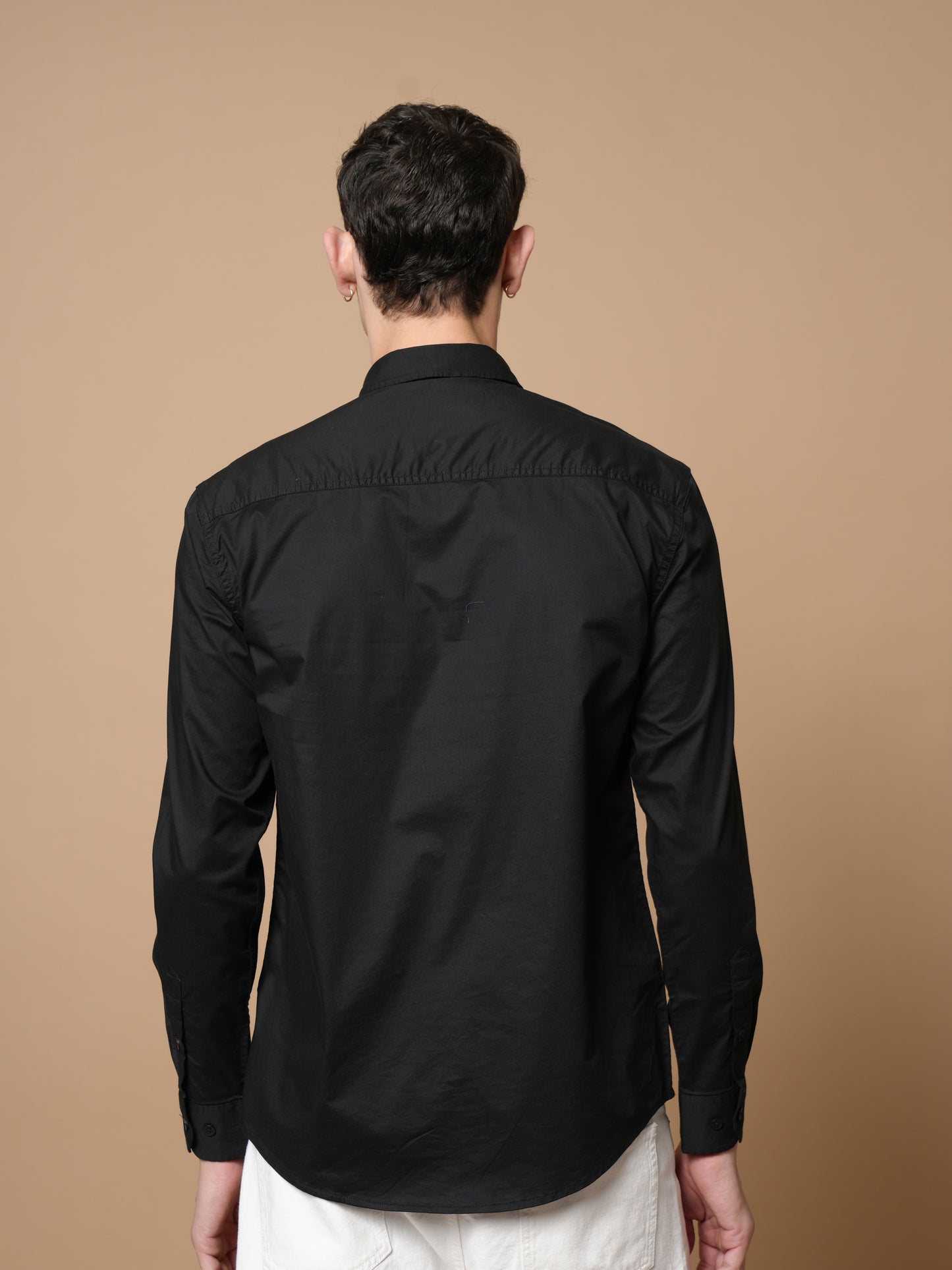 Men’s Black Solid Utility Casual Shirt with Dual Pockets