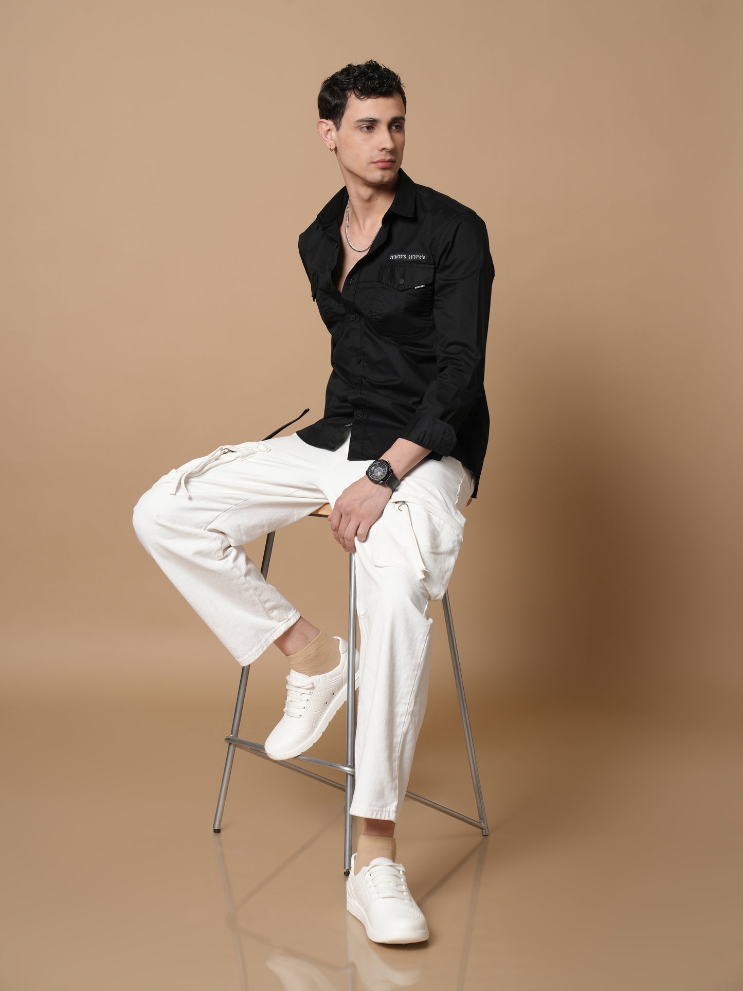 Men’s Black Solid Utility Casual Shirt with Dual Pockets