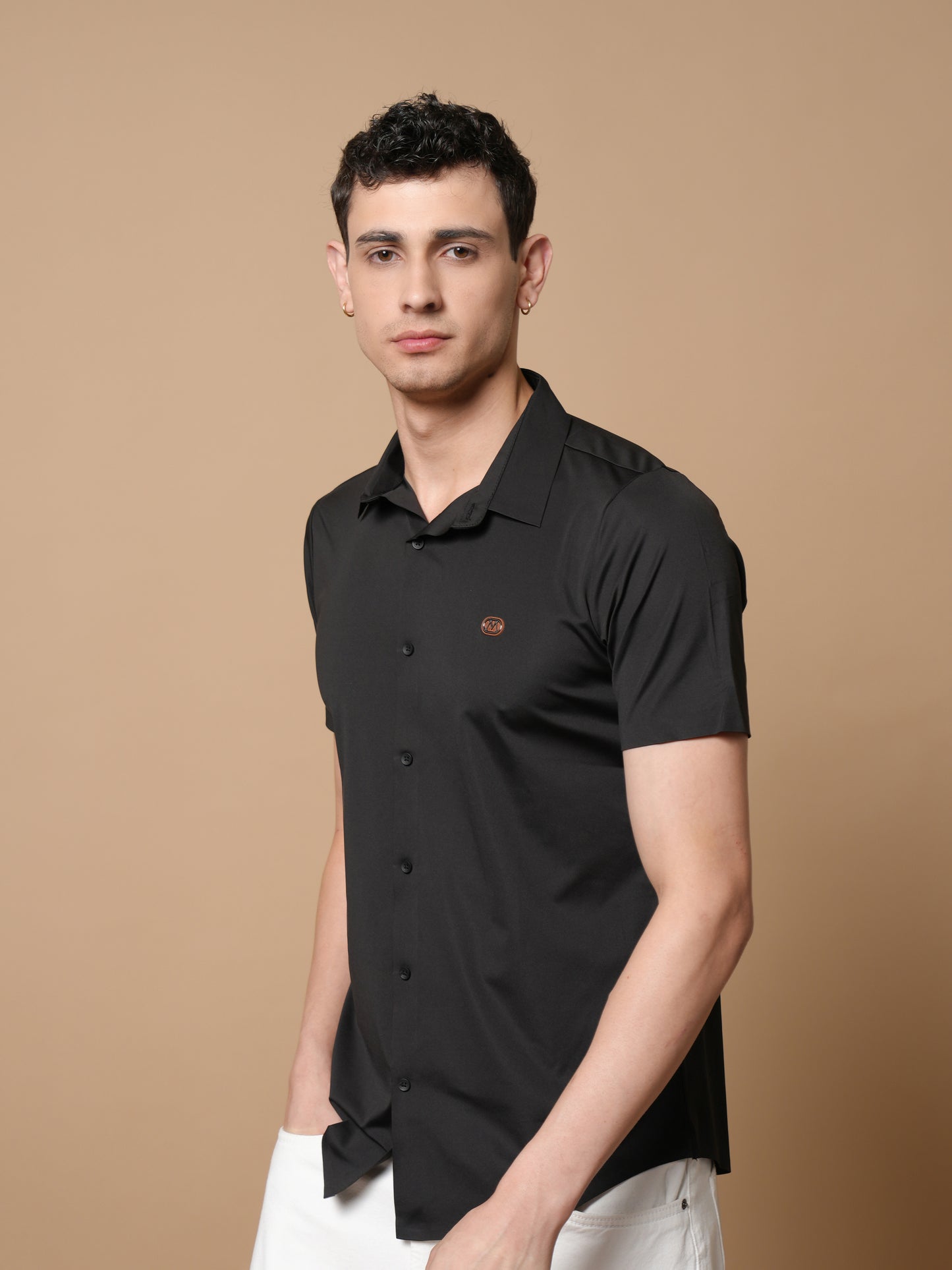 Men’s Short Sleeve Stitchless Shirt Black