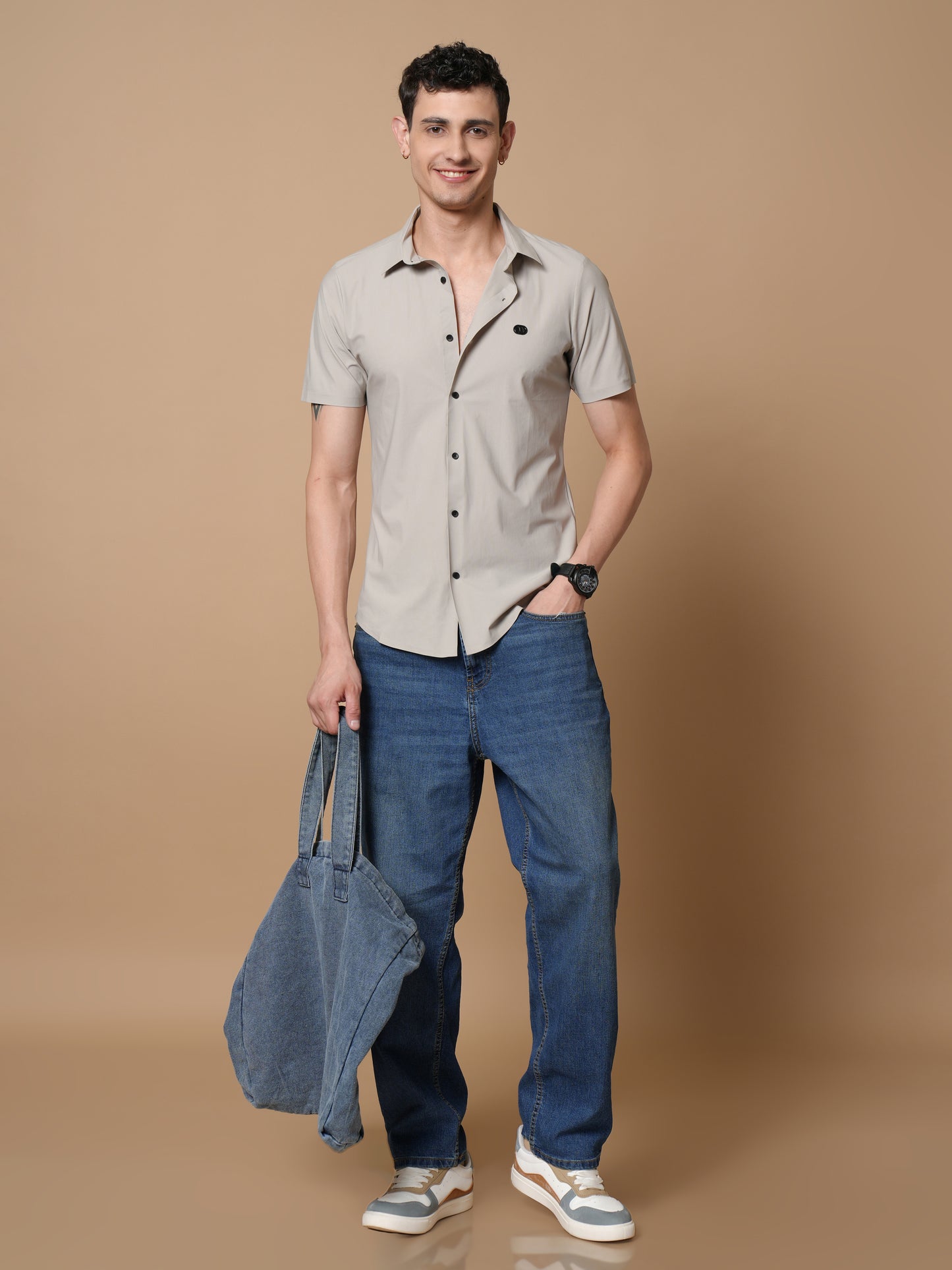 Men’s Short Sleeve Stitchless Shirt Cream