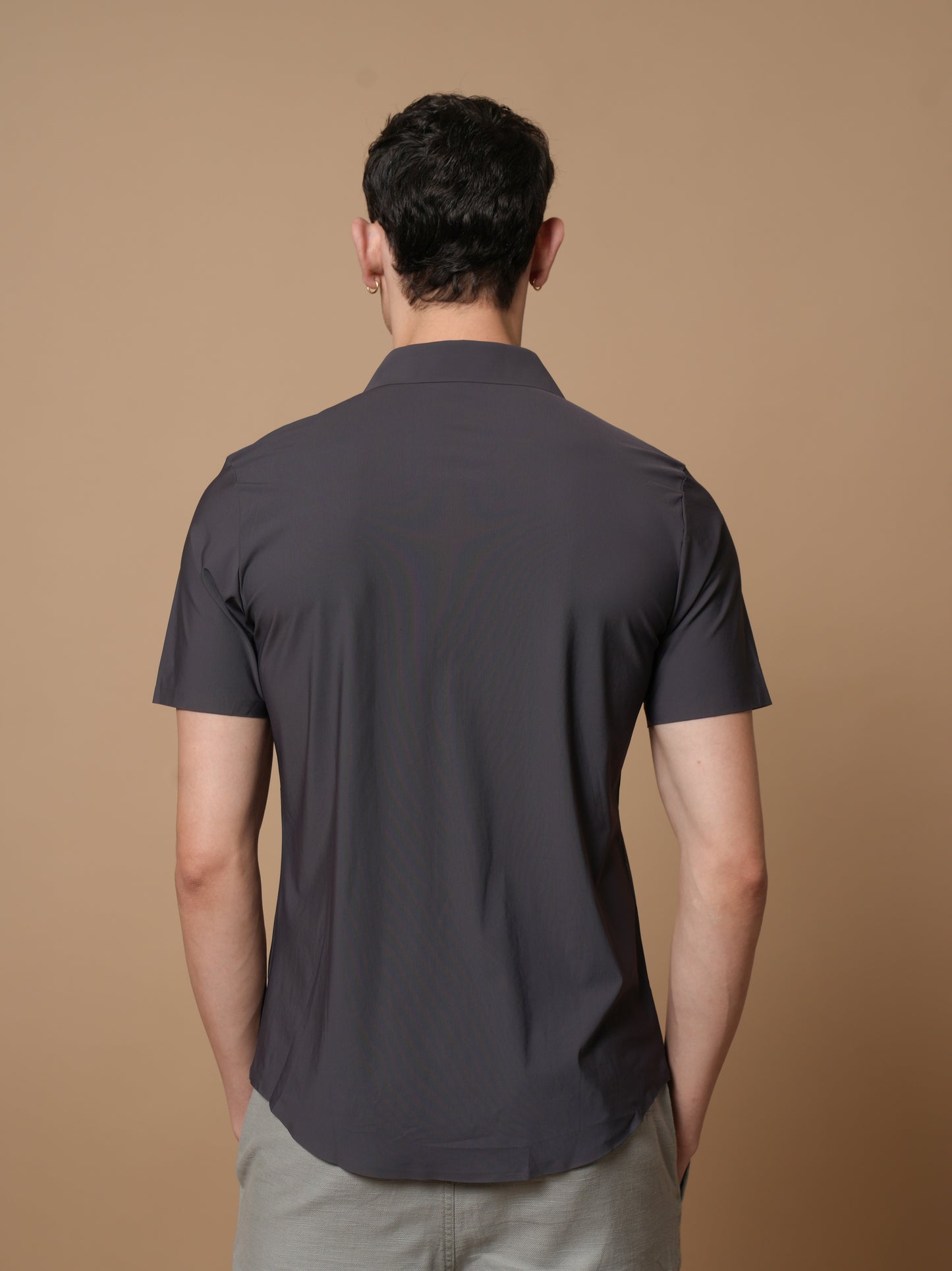Men’s Short Sleeve Stitchless Shirt Dark Grey