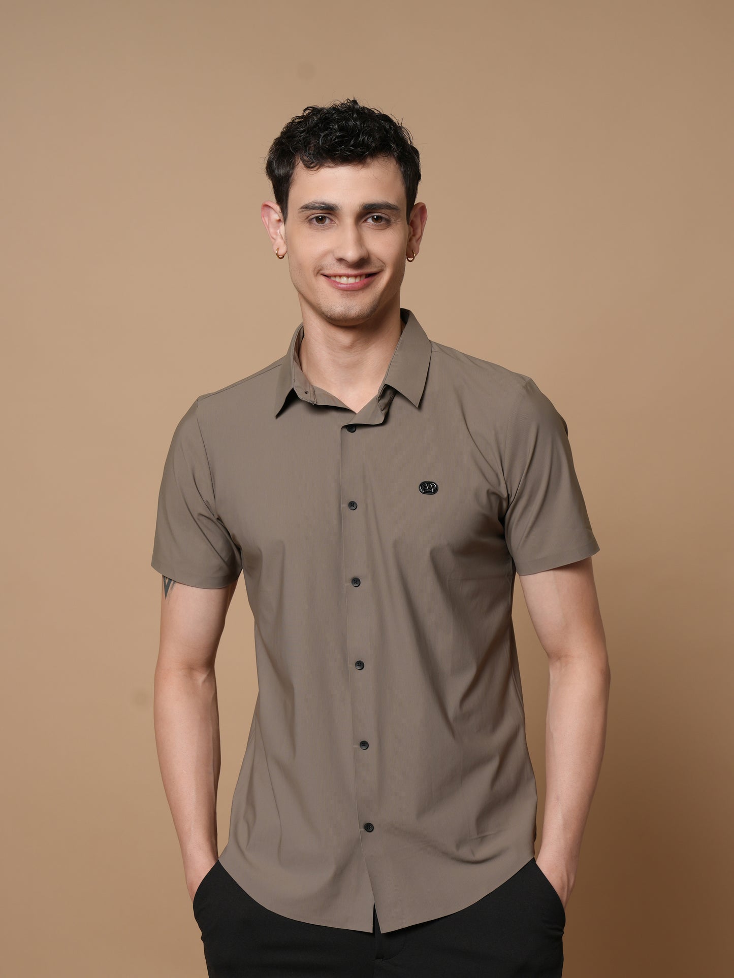 Men’s Short Sleeve Stitchless Shirt Coffee