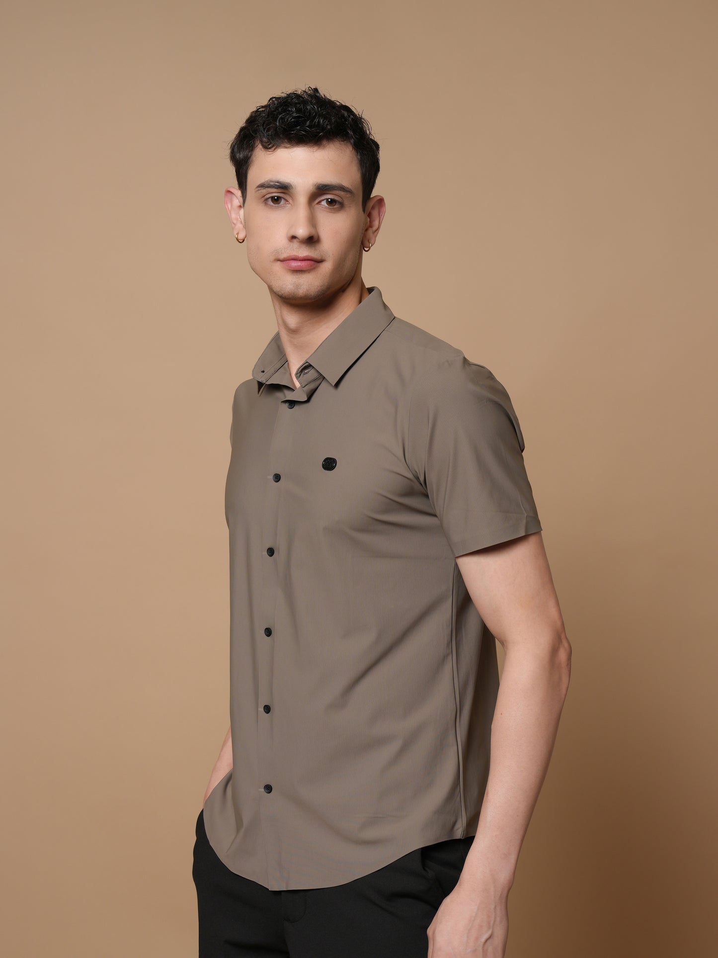 Men’s Short Sleeve Stitchless Shirt Coffee