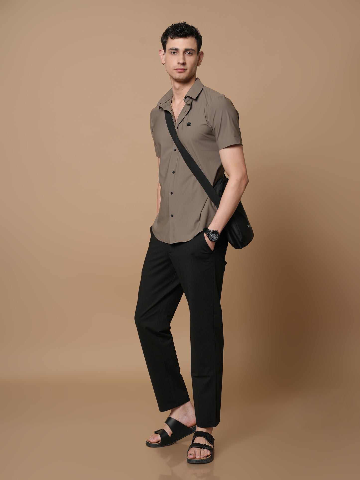 Men’s Short Sleeve Stitchless Shirt Coffee