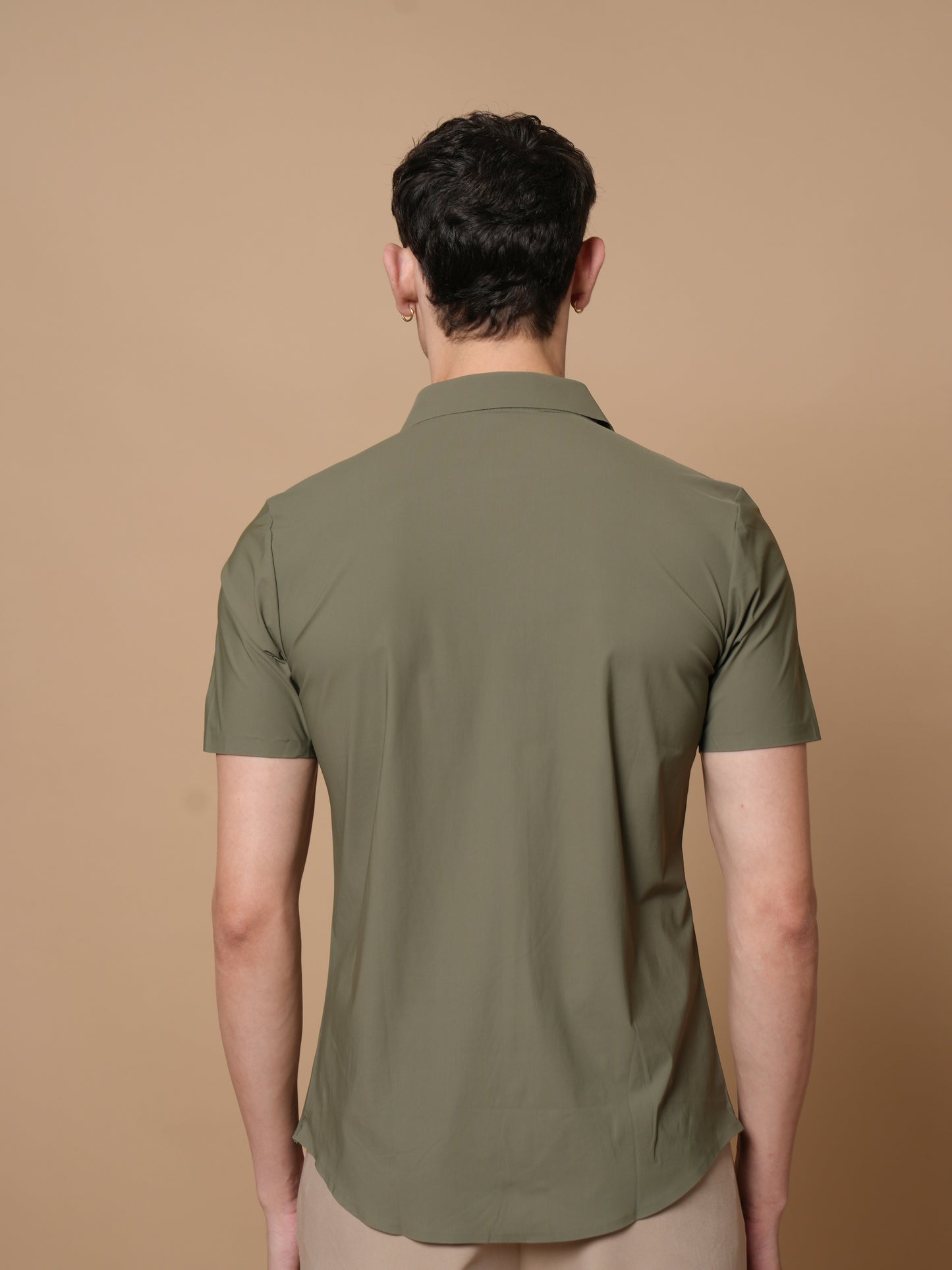 Men’s Short Sleeve Stitchless Shirt Olive