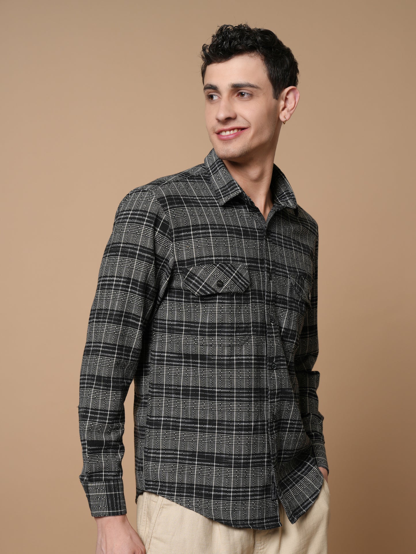 Men’s  Checked Casual Shirt With Dual Pockets