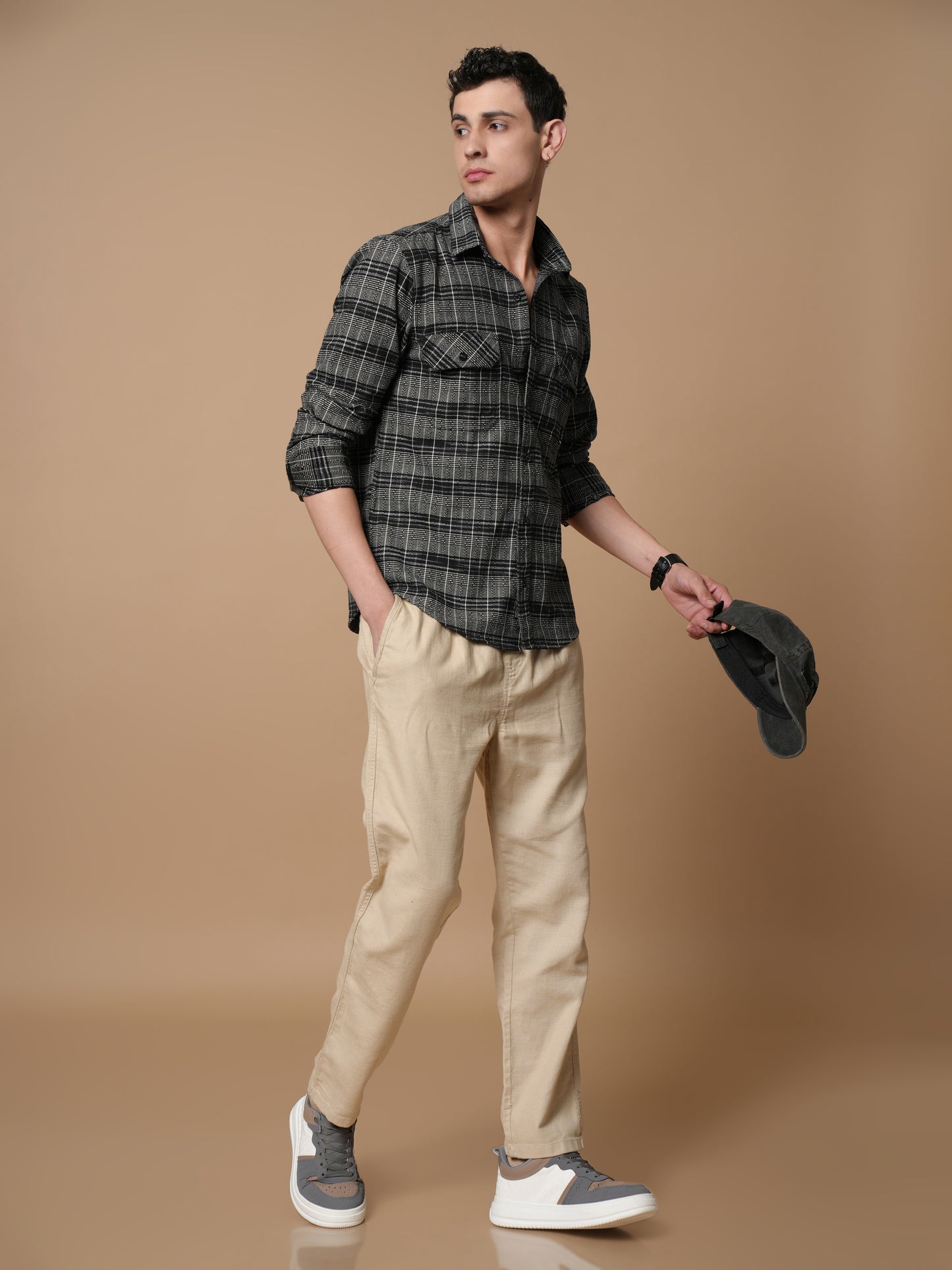 Men’s  Checked Casual Shirt With Dual Pockets