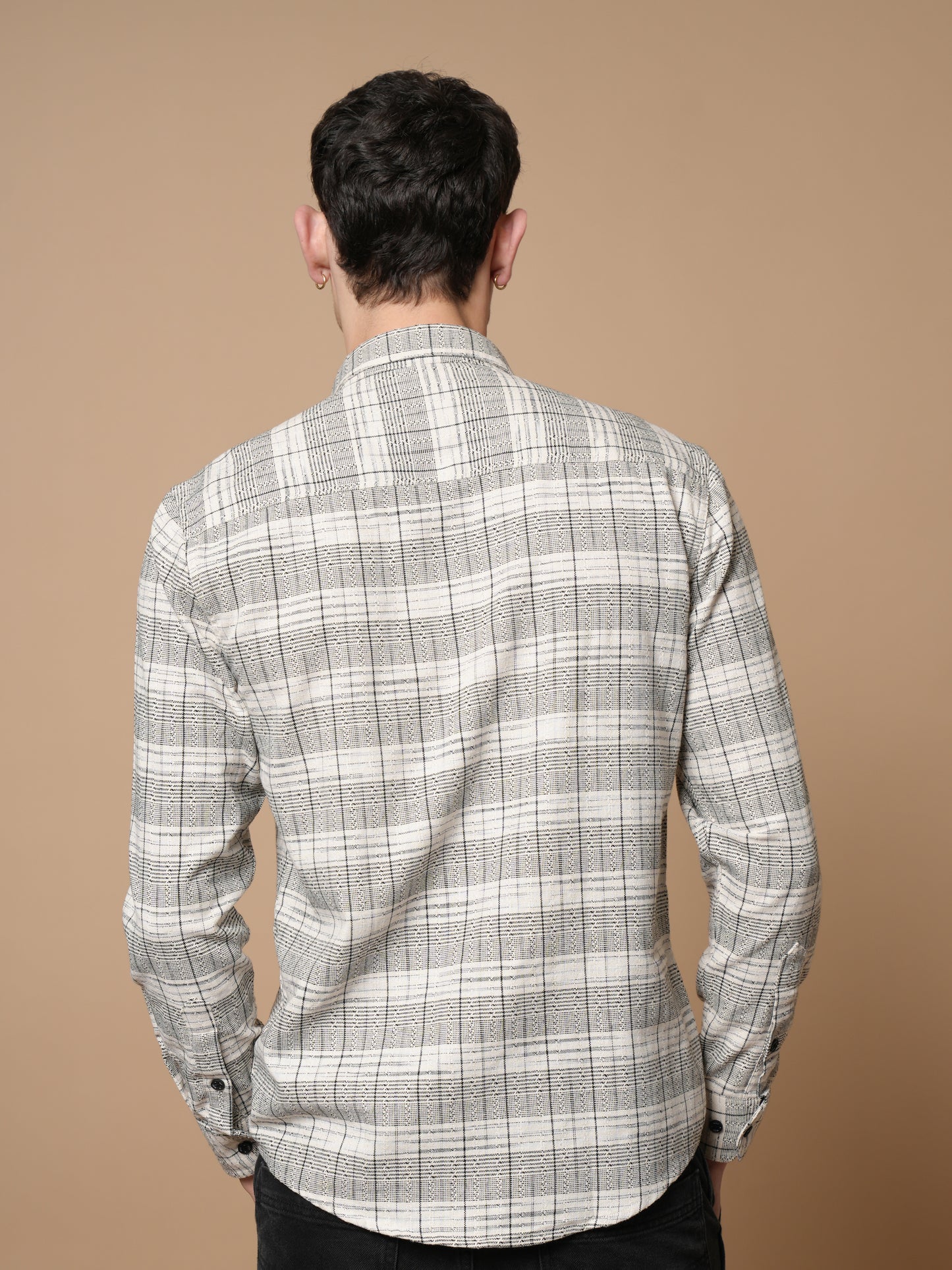 Men’s Cream Checked Casual Shirt With Dual Pockets