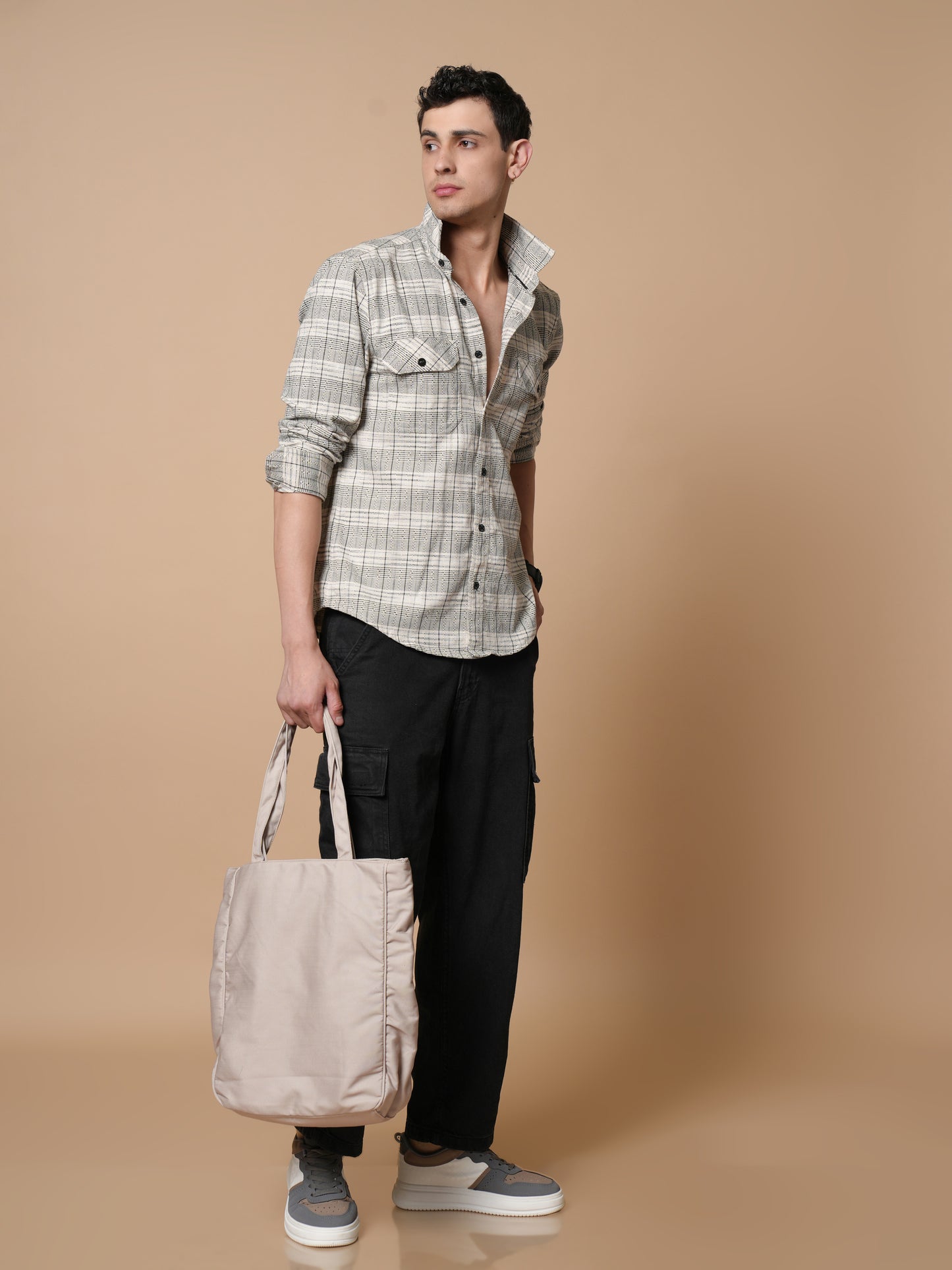 Men’s Cream Checked Casual Shirt With Dual Pockets