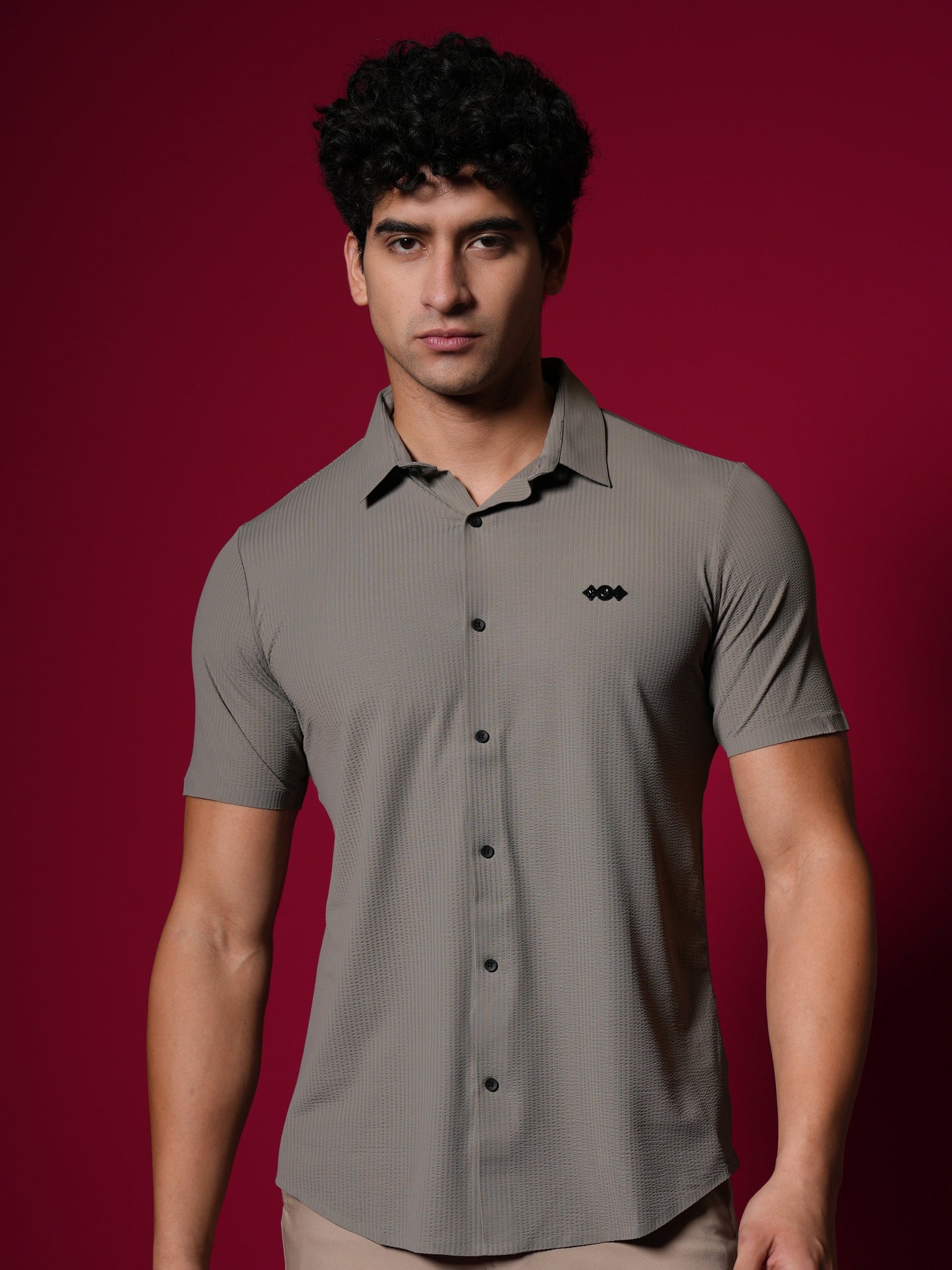 Men’s Short Sleeve Stitchless Shirt Light Brown