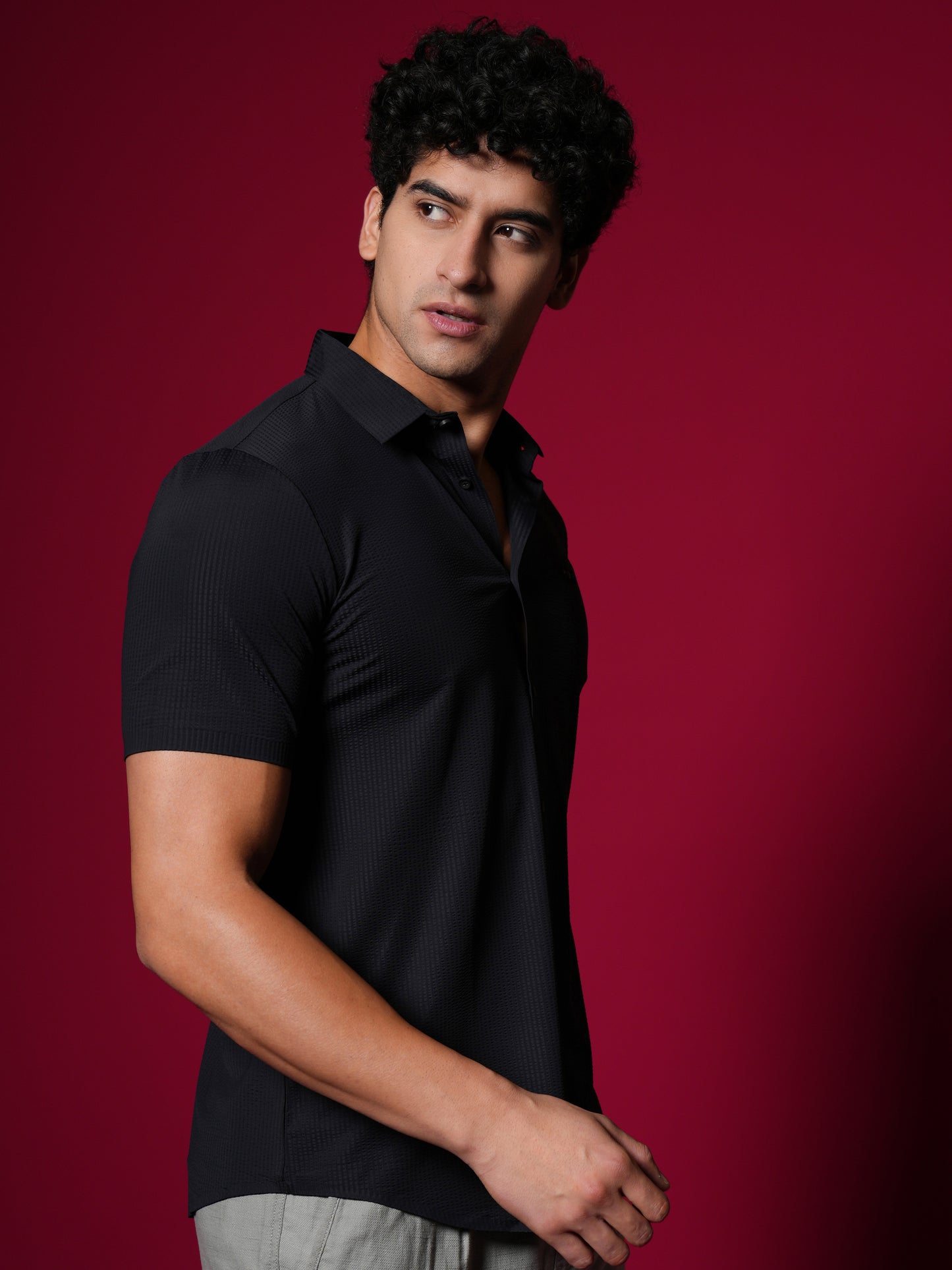 Men’s Short Sleeve Stitchless Shirt BlacK