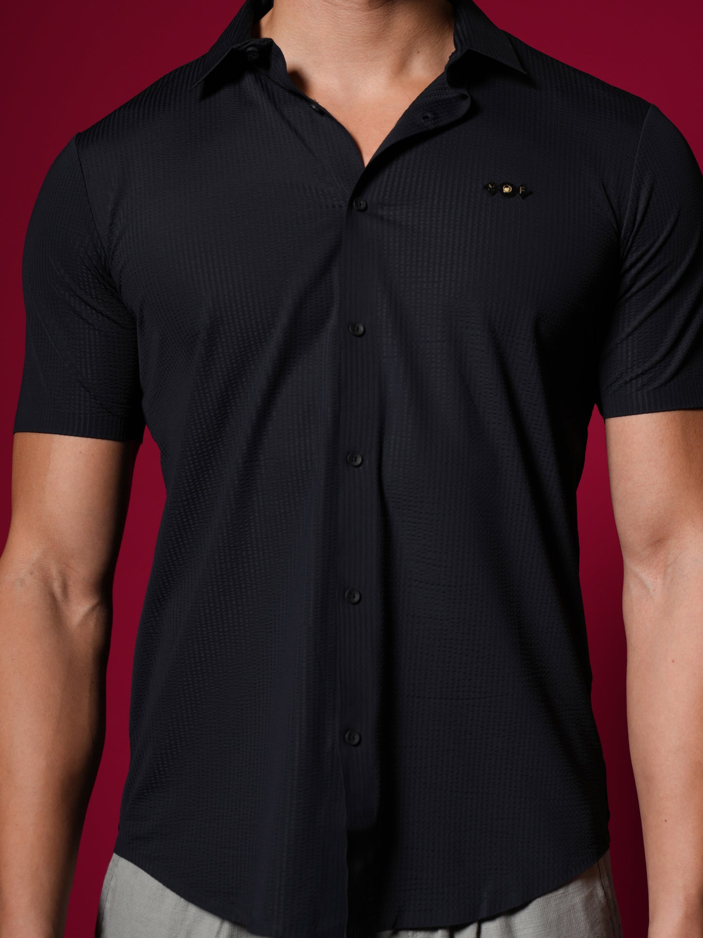 Men’s Short Sleeve Stitchless Shirt BlacK