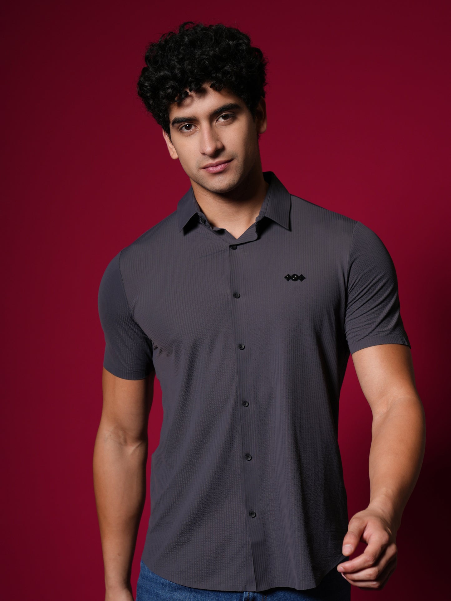 Men’s Short Sleeve Stitchless Shirt Dark Grey