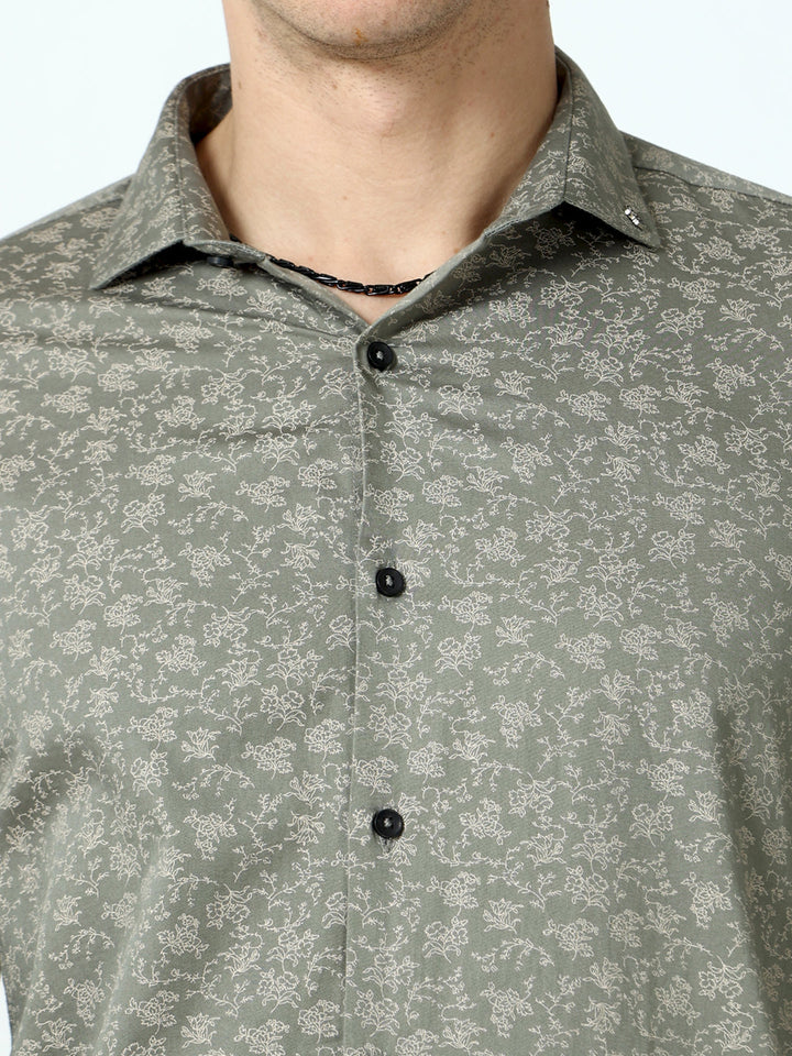 Floral print slim fit shirt